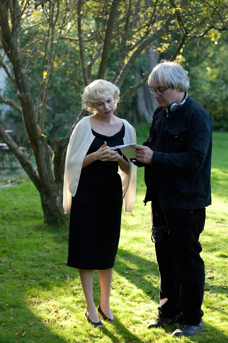 Michelle Williams with Simon Curtis, filming My Week With Marilyn