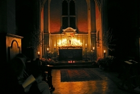 Maundy Thursday Vigil in side chapel